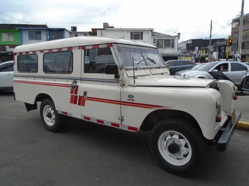 Land Rover Santana 2.4 Extra largo
