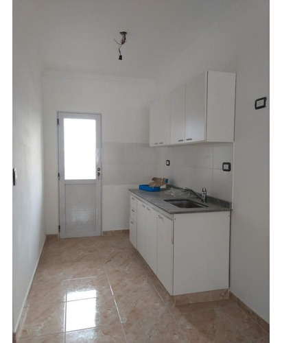 Venta De Departamento 3 Ambientes En Caseros, Tres De Febrer