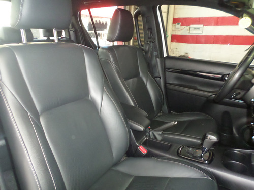 Toyota Hilux 2.8 Tdi Srx Cab. Dupla 4x4 Aut. 4p