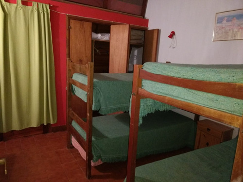 Casa (dúplex) 4amb, Muy Buena Ubicación, Zona Tranquila