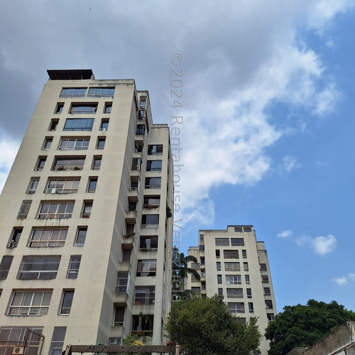 24-22072 Se Alquila Apartamento En La Trinidad 