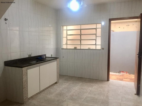 Vendo Sobrado (área Útil 85m²) No Bairro Dos Casa. Aceito Permuta. 2 Dormitórios, 2 Banheiros, Portão Automático. R$ 375 Mil - So00179 - 69338174