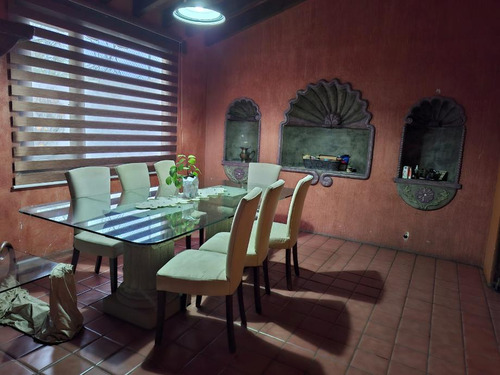 Casa En Venta En Colonia Colinas Del Bosque 1era.sec, Corregidora, Querétaro