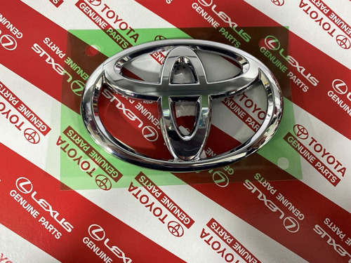 Emblema Trasero Maleta Toyota Corolla 17-21 