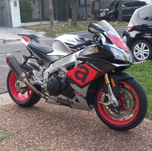 Imagen 16 de 20 de Aprilia Rsv4 1000 Rr