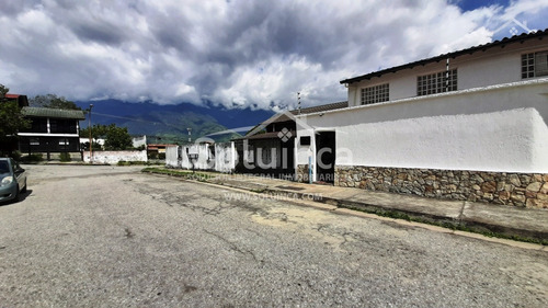 Imagen 27 de 30 de Amplia Y Comoda Casa Pedregosa Baja
