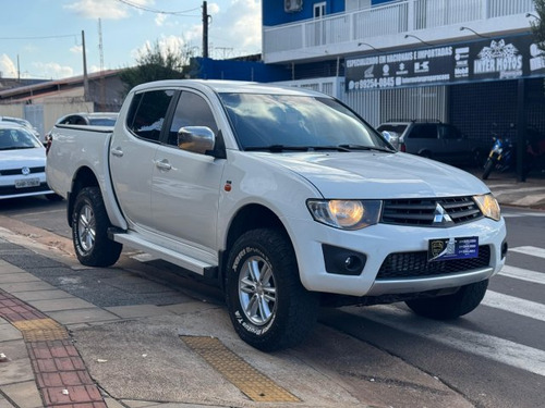 Mitsubishi L200 L200 3.2 GL 4X4 CD 16V TURBO INTERCOLER DIESEL 4P MANUAL