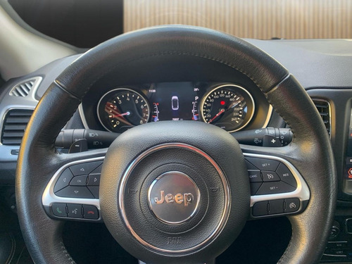 Jeep Compass LONGITUDE 2.0 4x2 Flex 16V Aut.