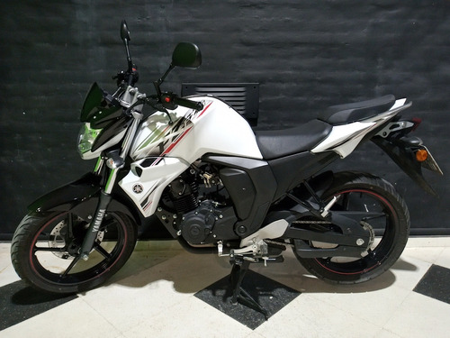 Yamaha Fz Fi Sport 2019 8450 Km Blanca