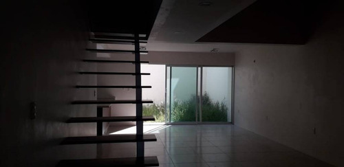 Imagen 5 de 22 de Casa En Venta, Col. Paraiso, Coatzacoalcos, Ver.