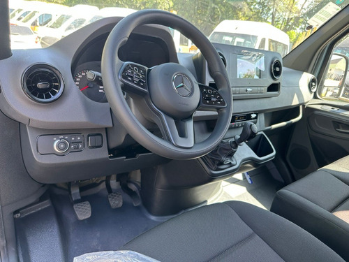 Mercedes-Benz Sprinter Van 417 Extra Longa