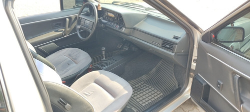 Imagem 15 de 15 de Volkswagen Santana Cs