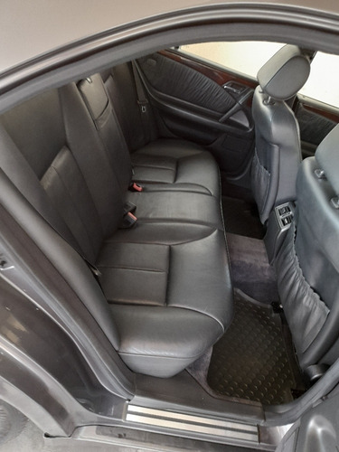 Imagem 3 de 10 de Mercedes E340