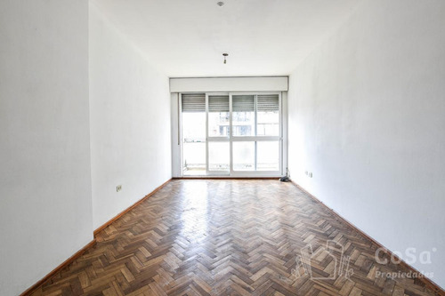 Venta Departamento 2 Dormitorios Con Cochera Retasado