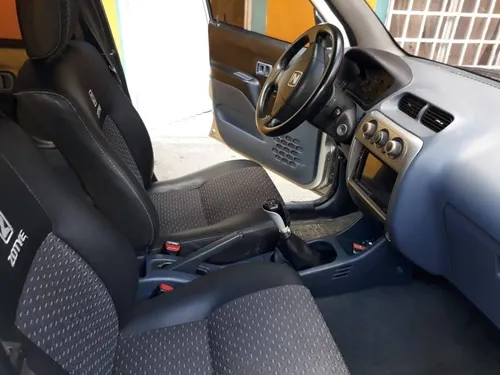 Zotye Nomada 1.3