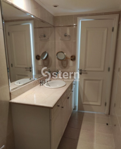 Imagen 17 de 30 de Venta Apartamento 3 Dormitorio Y Dependencia, Playa Mansa, Punta Del Este