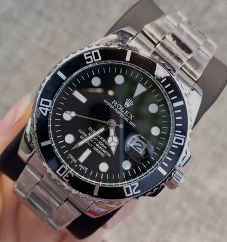 Relógio Masculino Pulseira Prata Fundo Preto - Importado