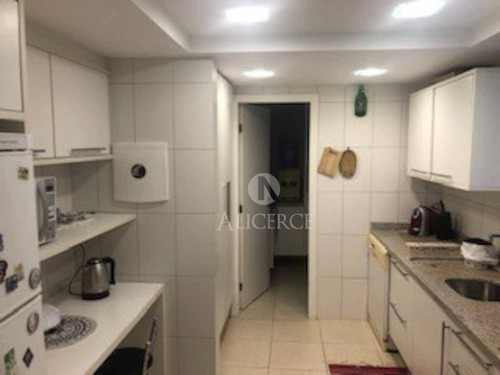 Imagem 24 de 28 de Apartamento Com 3 Dormitórios À Venda, 88 M² Por R$ 569.000,00 - Centro - Florianópolis/sc - Ap2053