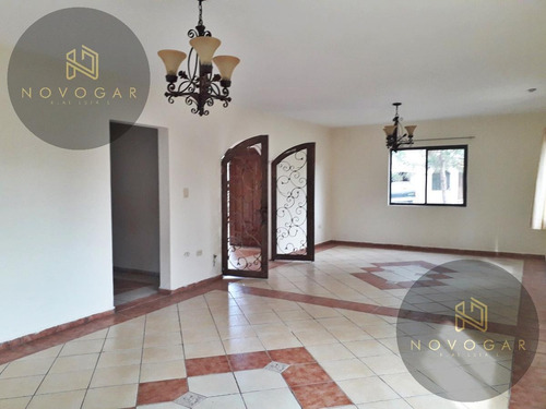 Imagen 2 de 10 de Casa En Venta Fraccionamiento Valle Hermoso