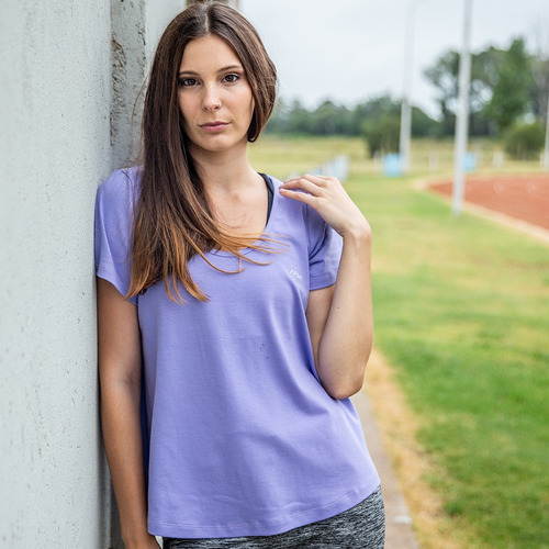 Remera Básica Mujer Algodon Con Lycra Afra Carlota