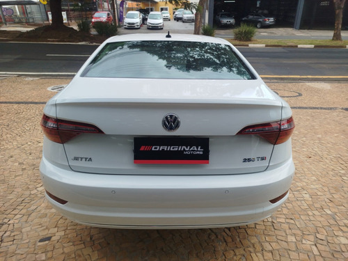 Volkswagen Jetta 1.4 250 TSI TOTAL FLEX COMFORTLINE TIPTRONIC
