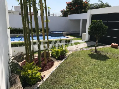 Casa En Venta En Morelos, Fraccionamiento Real De Oaxtepec
