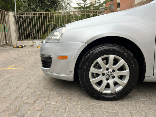 Volkswagen Vento Style 2.5 AUT