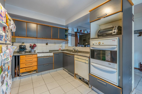 Increíble Residencia - 9 Ambientes - Gran Jardín Con Parrilla - Cochera - Belgrano R