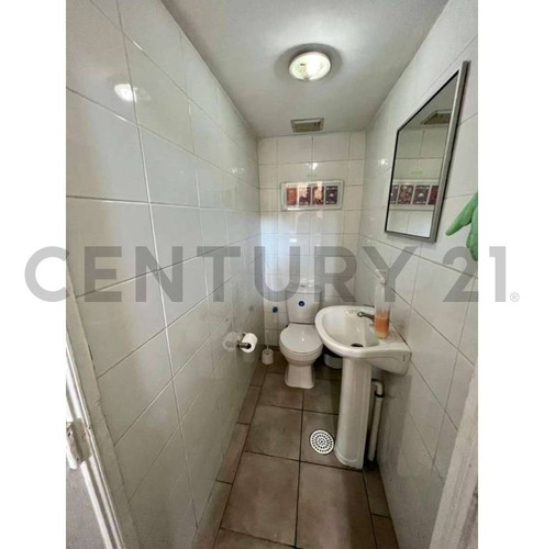 Se Vende Prop Comercial Ñuñoa Pasos P De Valdivia