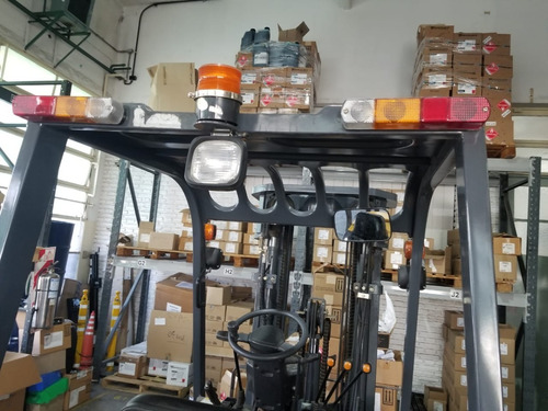 Imagen 6 de 8 de Vendo Autoelevador Lonking Año 2015 600 Hs. Como Nuevo Fac A