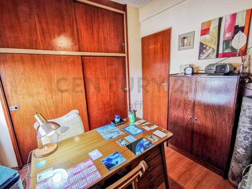Imagen 12 de 22 de Departamento En Venta De 2 Dormitorios Con Cochera En La Plata, Centro