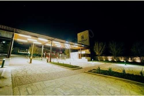 Imagen 6 de 25 de Tu Casa En Un Oasis En Medio De La Ciudad