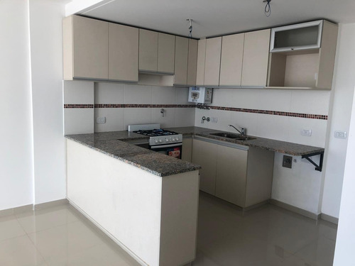 Imagen 6 de 16 de Venta De Semipiso 3 Ambientes Floresta
