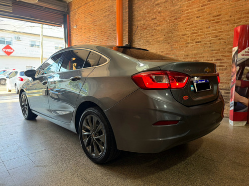 Chevrolet Cruze 1.4T Ltz Mt