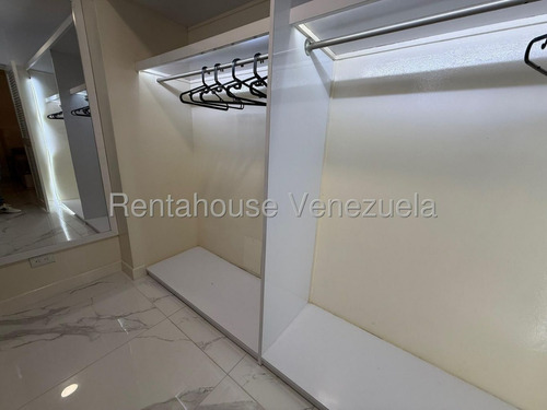 Apartamento Remodelado En Alquiler Chuao 174 Mtrs2 Pd