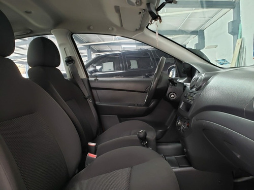 Imagen 7 de 10 de Chevrolet Aveo 1.6 Lt Bolsas De Aire Y Abs Nuevo Mt 2016