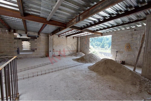 Renta Bodega / Local Comercial, El Charco, A Un Costado De La Carret. Al Ajusco, Tlalpan Cdmx