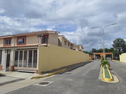 Imagen 4 de 23 de Casa En Venta En La Morita 1, Av Aragua, Urb Los Girasoles. 04121994409