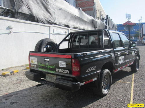 Mazda B2600 Doble Cabina