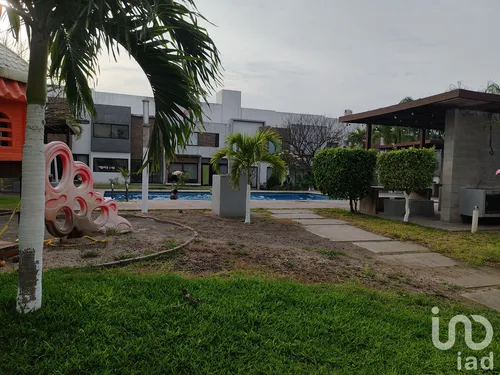 Renta Casa 3 Ambientes Álika