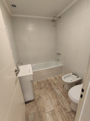 Imagen 12 de 27 de Departamento Venta 2 Amb Cañada Village -retasado