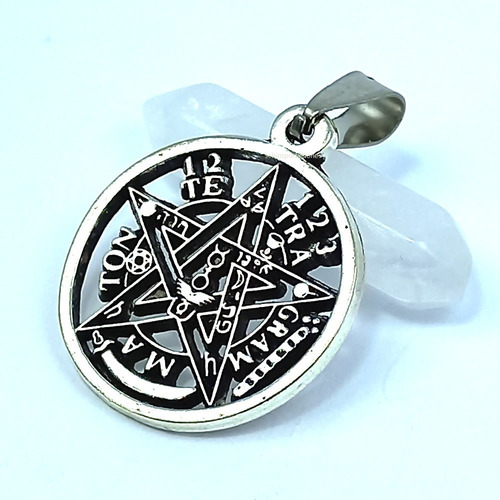 Imagen 2 de 7 de Tetragramaton, Pentalfa , Tetragrámaton + Cadena M2