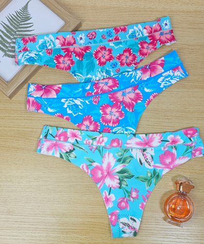 Calzones Tipo Bikini, Con Estampado Floral 3 Pzs.