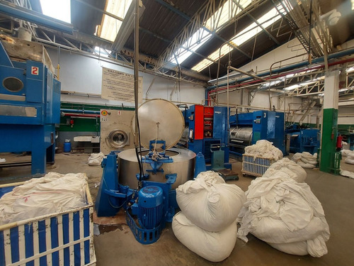 Venta De Terreno Incluye Lavanderia Industrial Funcionando