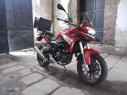 Benelli Trk 251