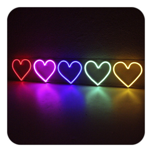 Placa Luminoso Letreiro Led Neon 5 Corações Coloridos 70x15