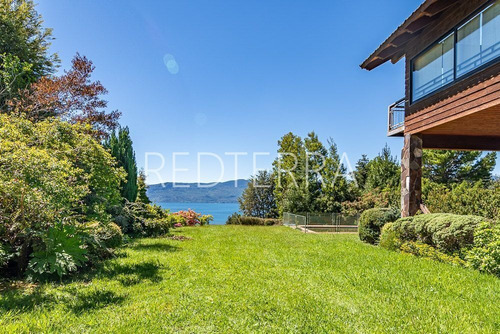 Imagen 27 de 30 de Hermosa Casa Con Vista Al Lago Y Al Volcán