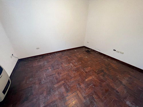 Imagen 4 de 10 de Venta De Departamento Tipo Casa De 2 Ambientes