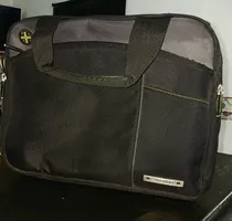 Comprar Maletín Portafolio Samsonite Excelente Estado Maletín Portafolio Samsonite Negro Excelente Estado Liso (3 Divisiones\u002F1 Para Notebook)