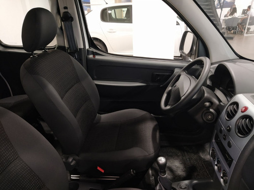Imagen 17 de 23 de Peugeot Partner Hdi 1.6